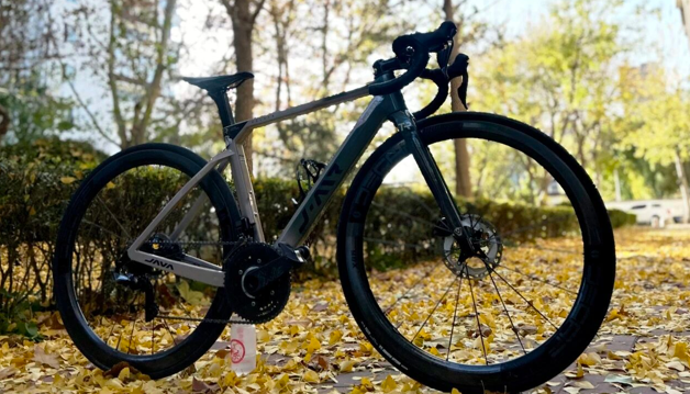 JAVA-JINAKUN | 快來猜猜我們的戰(zhàn)績(jī)?nèi)绾危? />
                        </div>
                        <div   id=