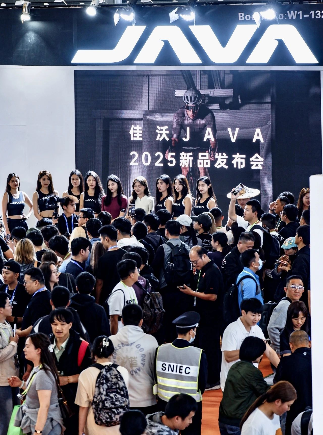根本看不過來！JAVA中國展放大招